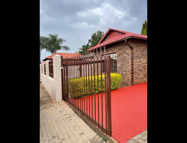 3 BEDROOM PROPERTY TO RENT IN THERESA PARK